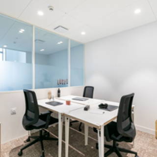 Bureau privé 10 m² 3 postes Coworking Rue Maurice Gignoux Grenoble 38000 - photo 1